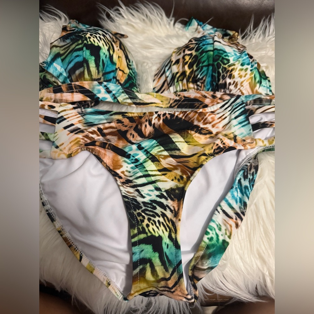 VENUS Multicolor Bikini Set